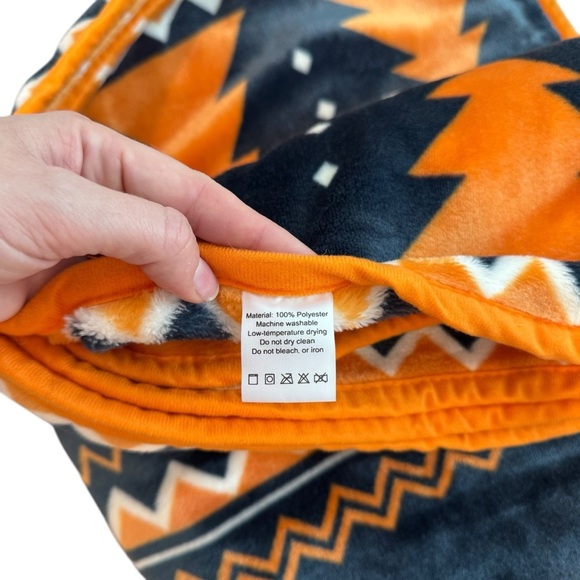 Tito’s Holiday 40” X 60” Blanket Tito’s Handmade Vodka Cozy - Picture 7 of 7